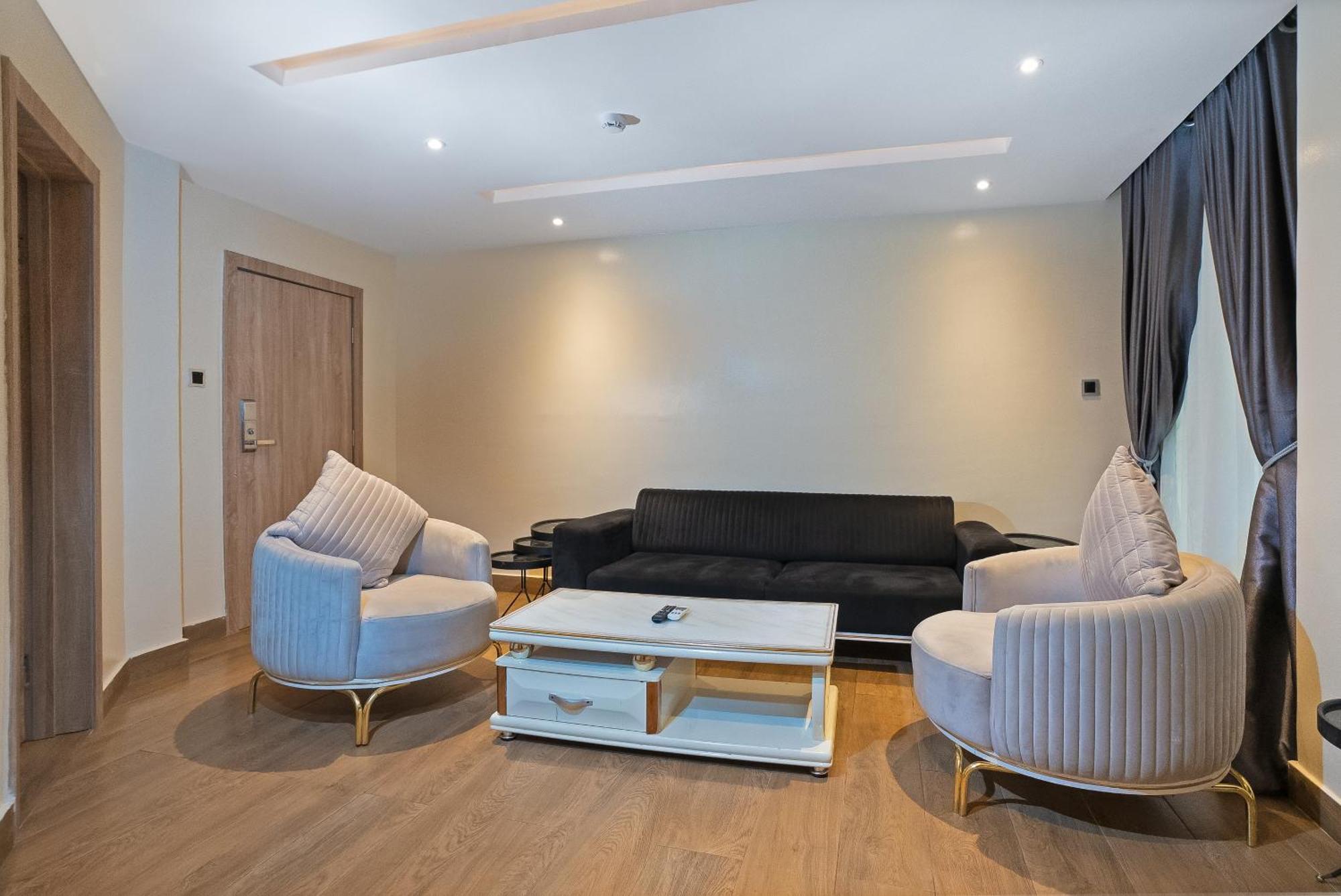 Watercress Hotels And Event Ikeja Kültér fotó
