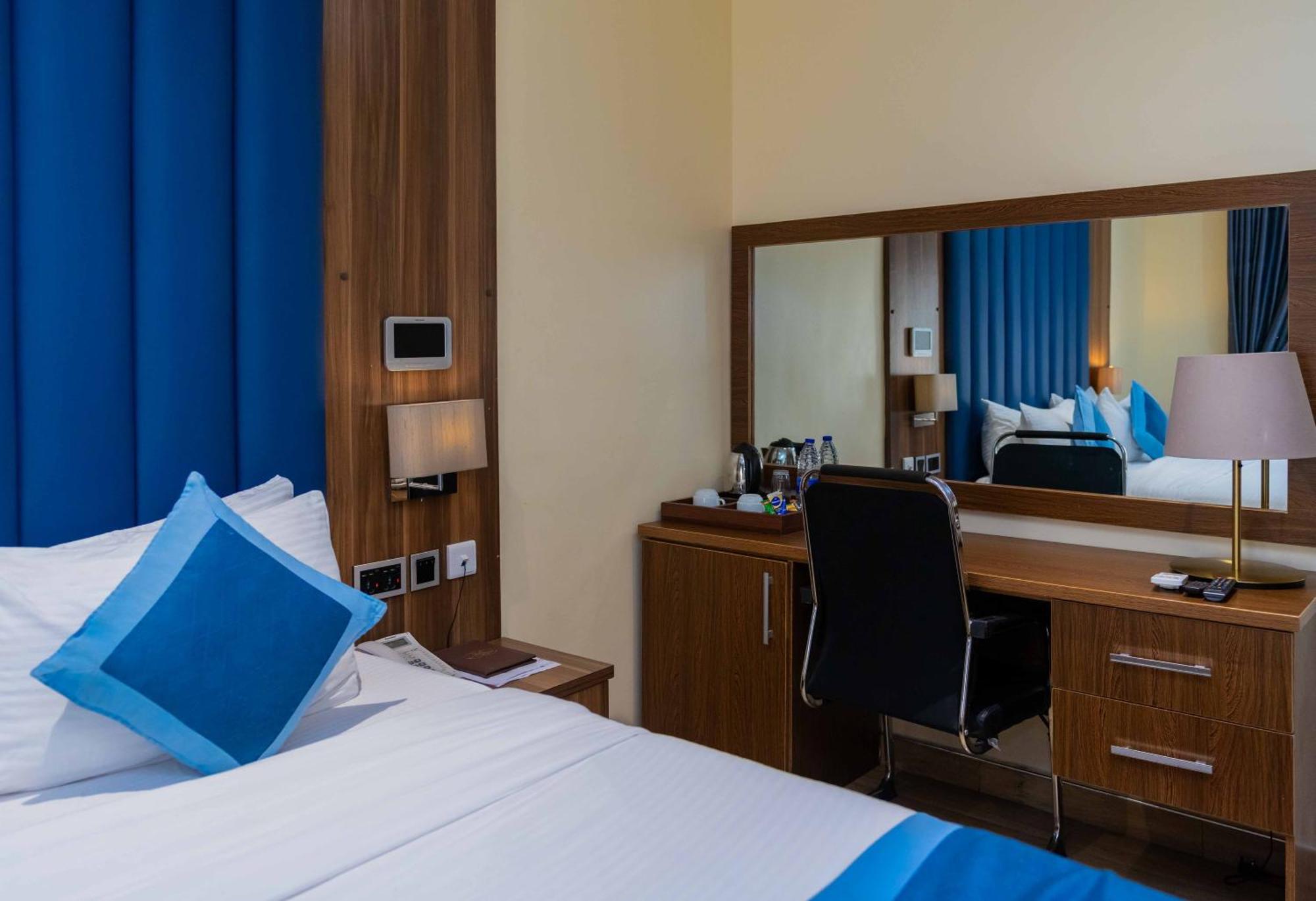 Watercress Hotels And Event Ikeja Kültér fotó