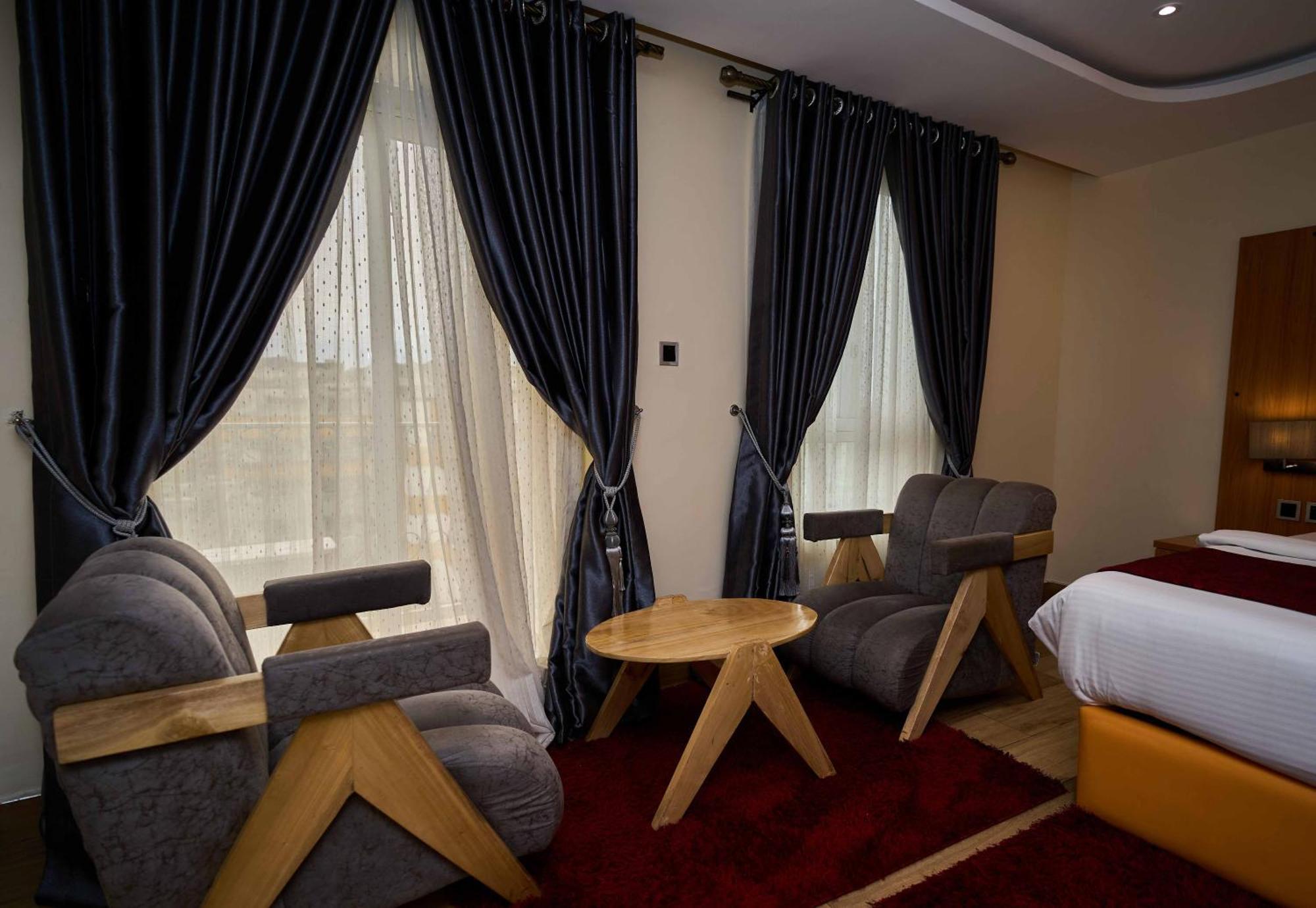 Watercress Hotels And Event Ikeja Kültér fotó