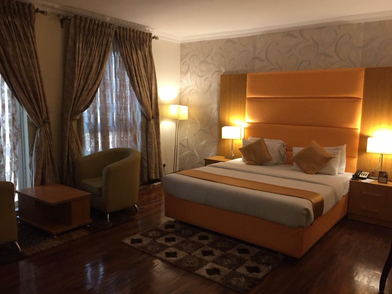 Watercress Hotels And Event Ikeja Kültér fotó